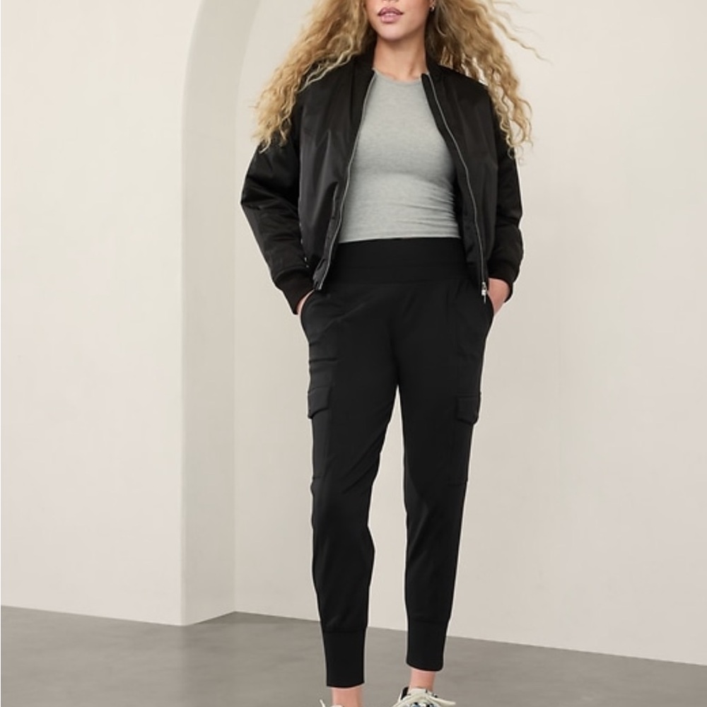 Athleta Venice Cargo Jogger